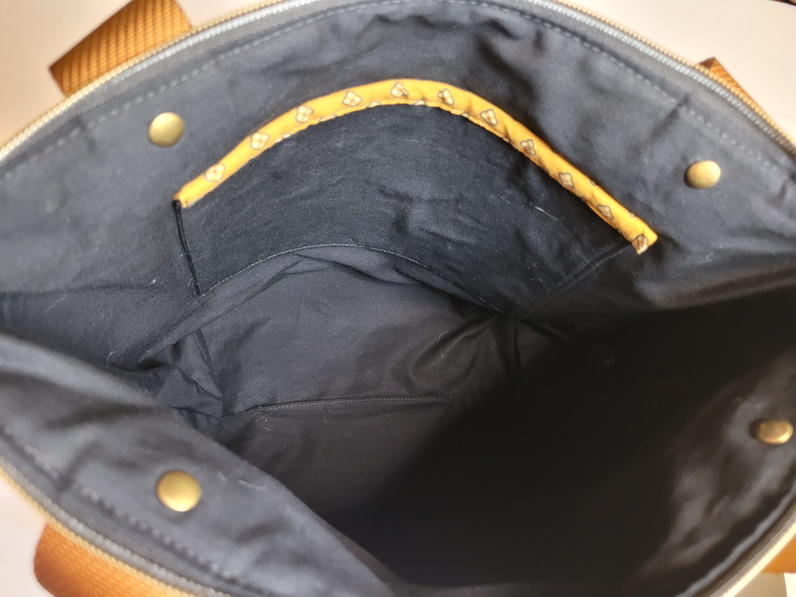 Fall Foutille Classic tote - Image 2