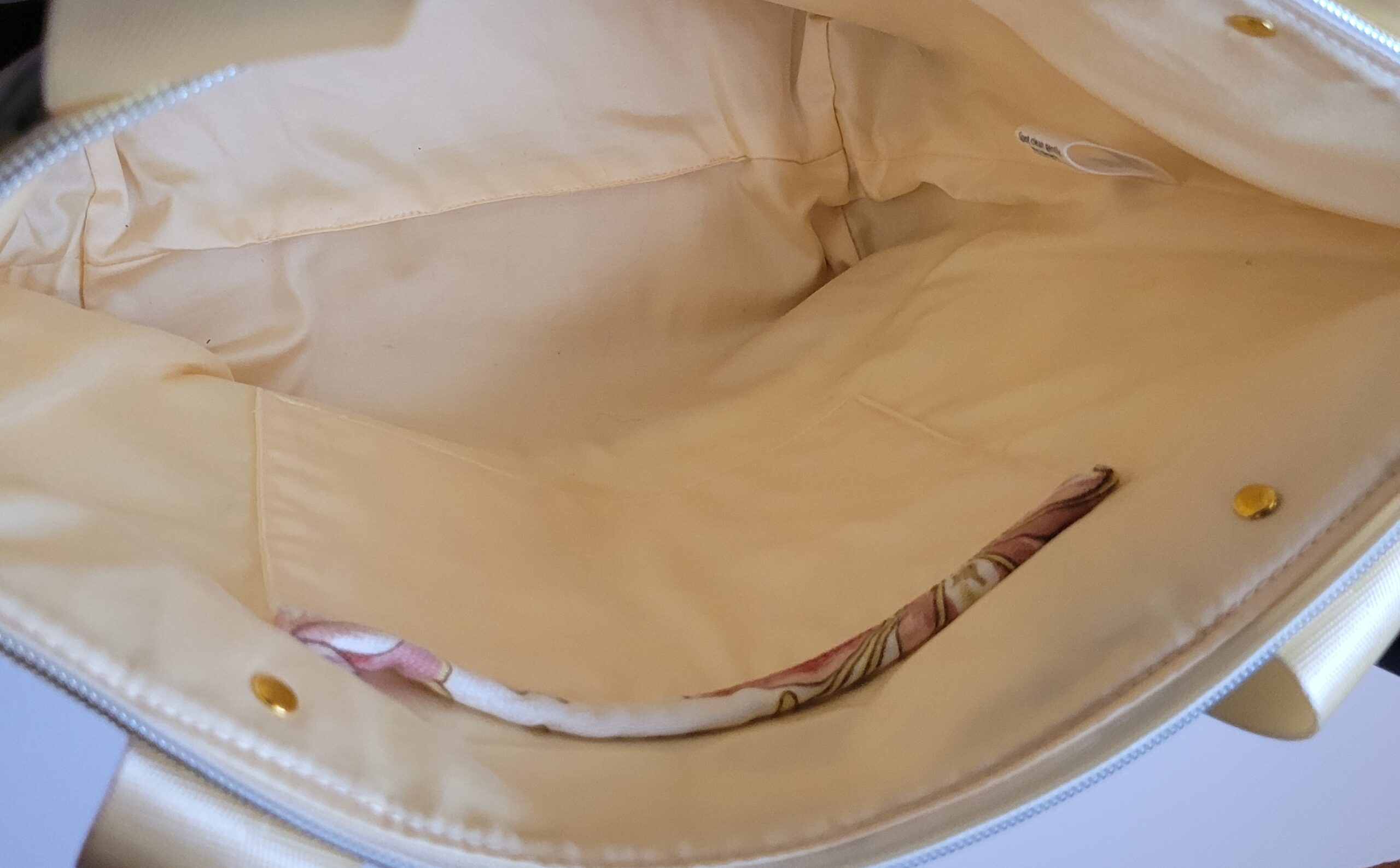 Sunshine & Chartreuse Classic tote - Image 3